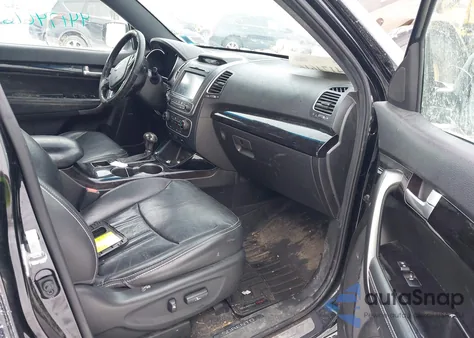 2014 Kia Sorento Limited V6 z USA, uszkodzony, nr VIN 5XYKWDA72EG537772